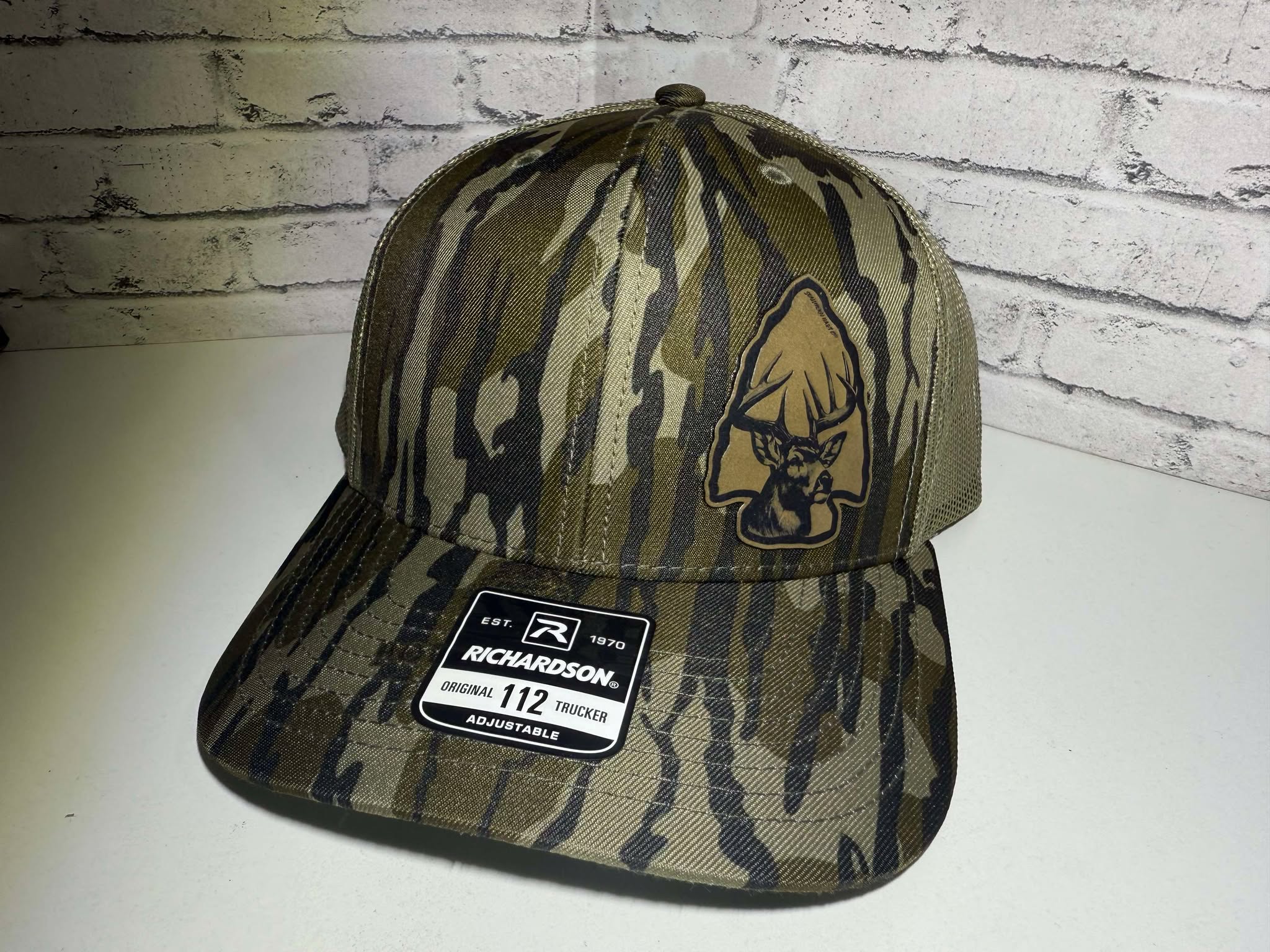 Arrowhead Deer Mossy Oak Bottomland Richardson 112 Hat